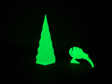 Load image into Gallery viewer, Glow-in-dark rPLA pro, 90% Recycled, 1.75mm, 250g